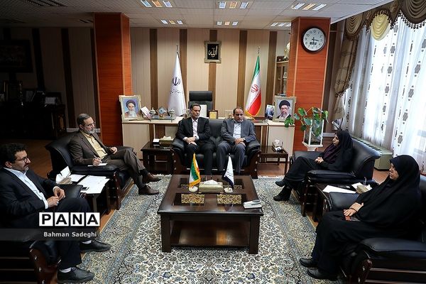 دیدار وزیر آموزش و پرورش با جمعی از نمایندگان مجلس