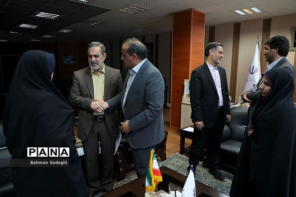 دیدار وزیر آموزش و پرورش با جمعی از نمایندگان مجلس