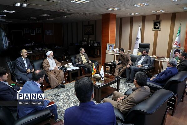 دیدار وزیر آموزش و پرورش با جمعی از نمایندگان مجلس
