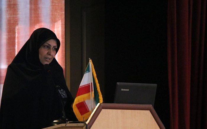 هر کدام از شما باید در هر مدرسه ای که هستید، منشاء اثر باشید و از هر معلم یک مشاور بسازید