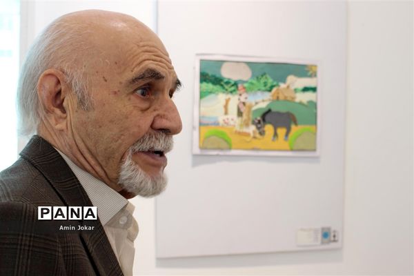 نمایشگاه آثار هنری هنرجویان گرافیک هنرستان غیردولتی نوآوران