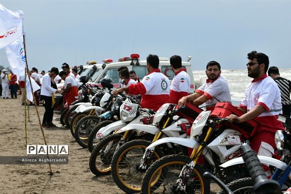 رژه ناجیان غریق و عوامل امداد و نجات در بابلسر