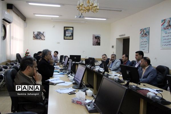اولین جلسه کارگروه طرح ساماندهی‌‌، نظارت و مدیریت برتهیه و توزیع لباس فرم دانش‌آموزان