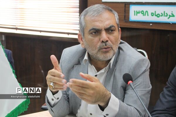 گردهمایی معاونان پرورشی و تربیت بدنی و روسای سازمان دانش‌آموزی استان بوشهر
