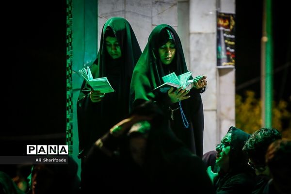 مراسم احیا شب نوزدهم ماه مبارک رمضان در مقبره الشهدای چیتگر