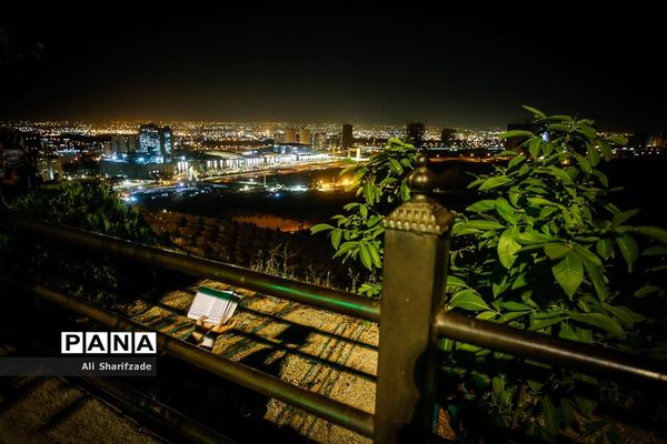 مراسم احیا شب نوزدهم ماه مبارک رمضان در مقبره الشهدای چیتگر