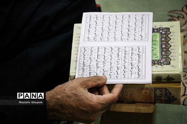 مراسم احیا شب نوزدهم ماه مبارک رمضان در مصلای آبادان