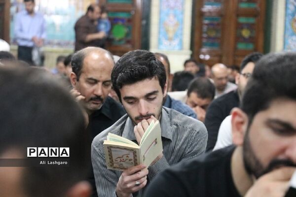 آیین‌ معنوی احیای نخستین شب قدر در سمنان