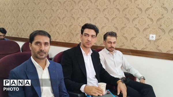 نشست هم‌اندیشی و هم فکری مدیران مدارس کلات