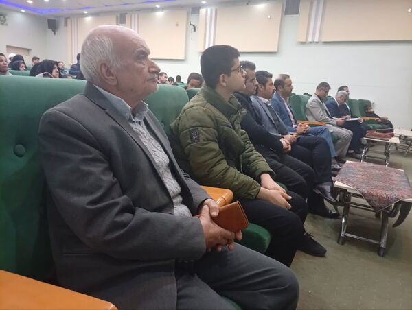 محفل ماهیانه  انس با قرآن کریم در کانون لقمان کاشمر 