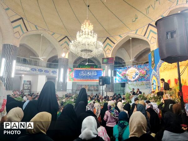 حسینیه صالح آباد میزبان جشن غدیرخم 