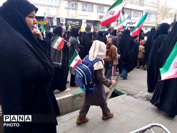 به یاد شهدای میناب؛ با کوله در مراسم روز قدس حاضر می‌شوم 