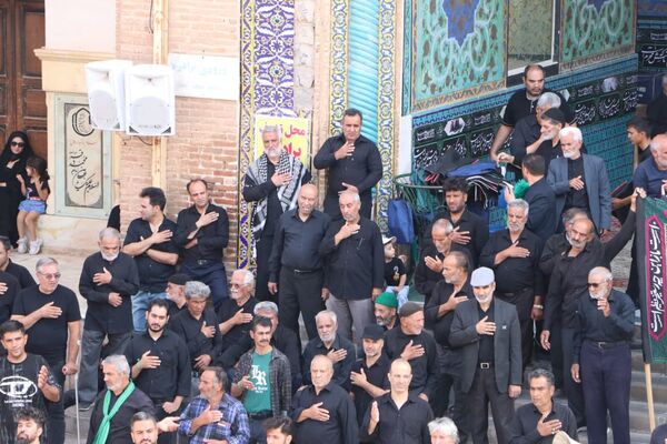 مراسم عاشورای حسینی در مشهد اردهال کاشان