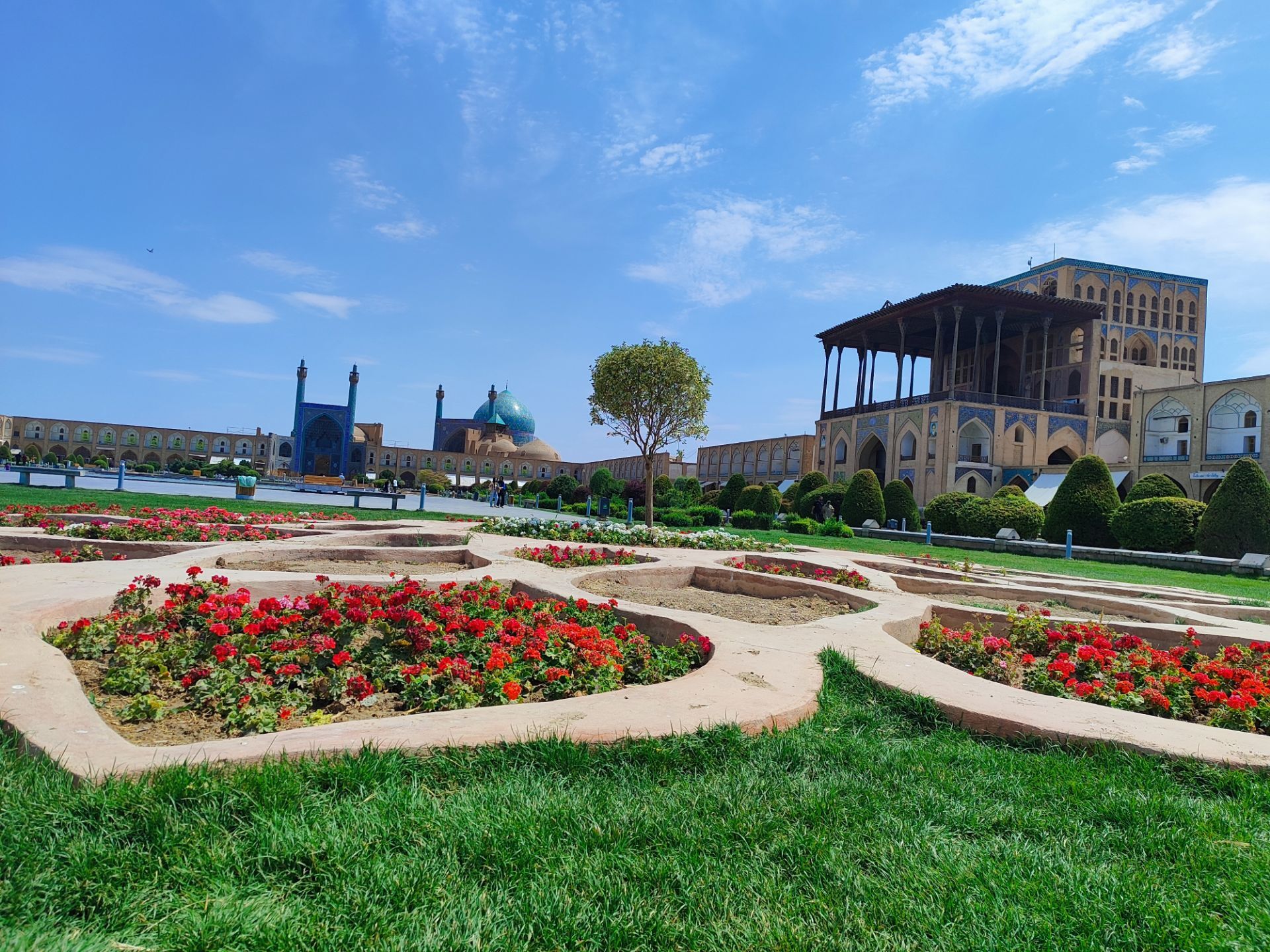 میدان امام اصفهان، شاهکاری از معماری و تاریخ