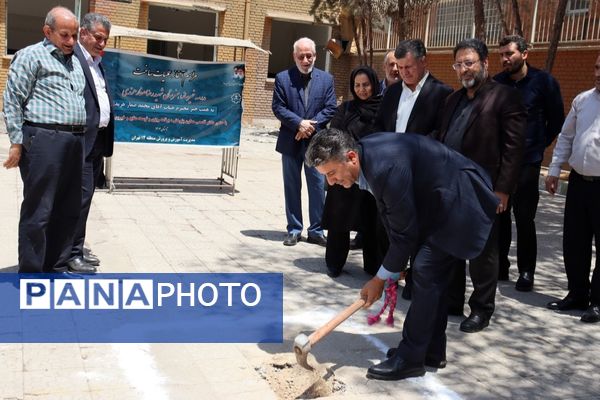 کلنگ زنی هنرستان شهید رضا صفار هرندی 