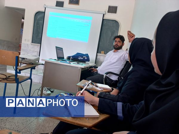 برگزاری اردوی آموزشی خبرنگار دانش‌آموزان منطقه افشار