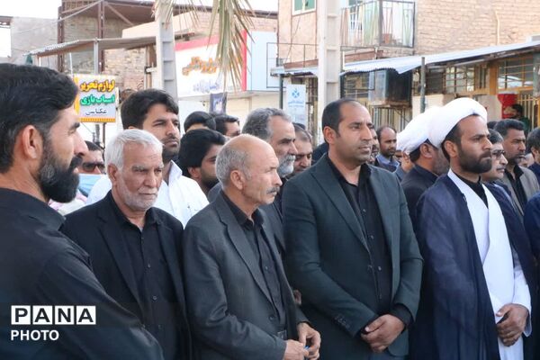 اعلام بیعت تمام قد مردم فهرج با پرچمدار انقلاب