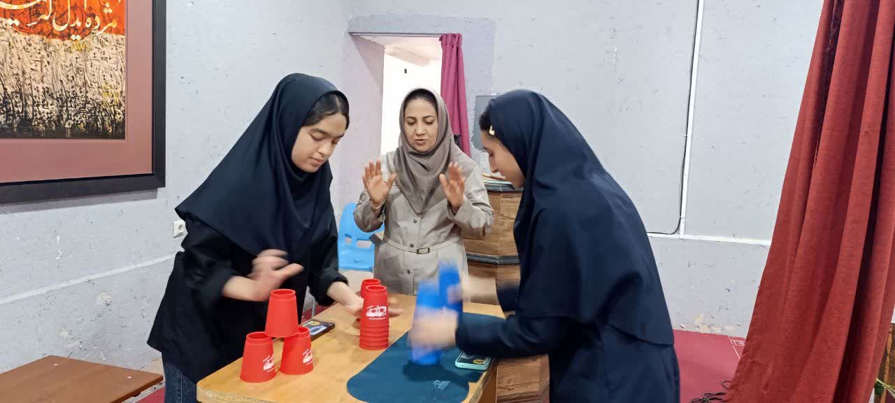  جلسه آموزشی منتخبین المپیاد رویش ناحیه یک شیراز