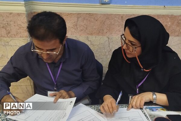 برگزاری مرحله استانی جشنواره خوارزمی در بهارستان‌‌دو