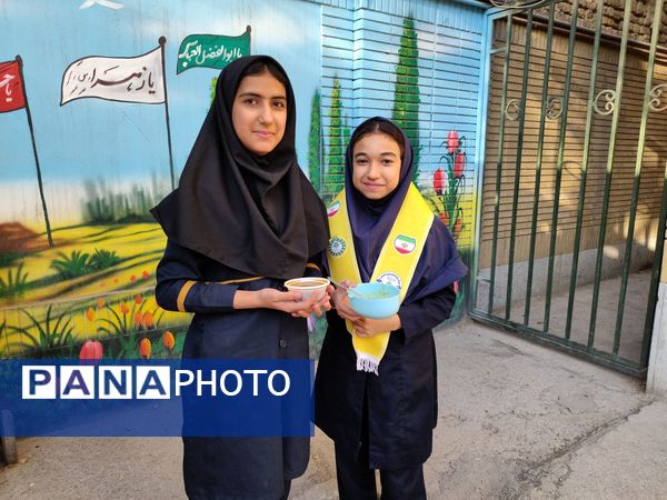 جشن میلاد حضرت زهرا (س) در دبیرستان میرزا جعفر سروقد