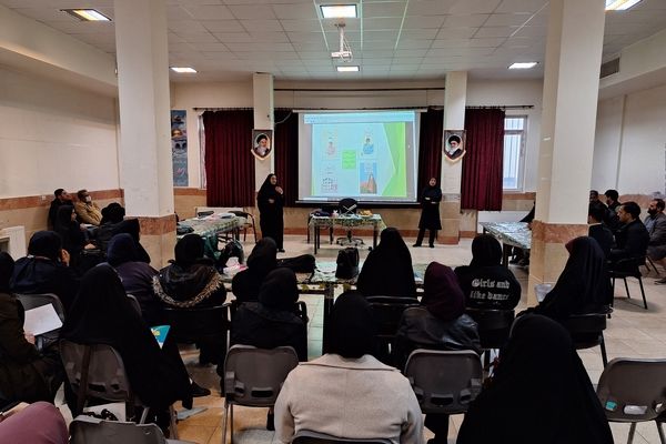 کارگاه توانمندسازی دبیران درس تفکر و سبک زندگی در پردیس
