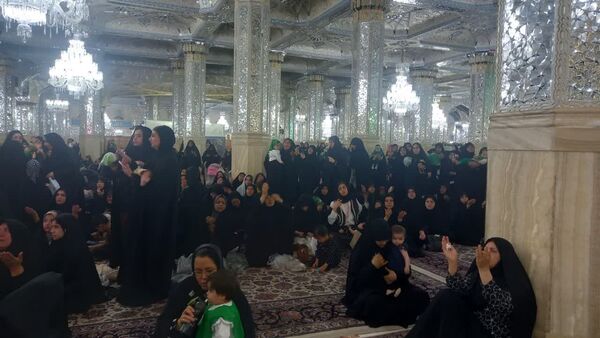 عزاداری به یاد حضرت علی اصغر(ع) در رواق دارالحجه مشهدالرضا(ع)