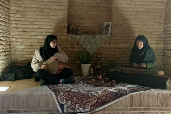 شکوه و زیبایی ویژه‌برنامه‌های هفته فرهنگ و هنر در مدارس رباط‌کریم