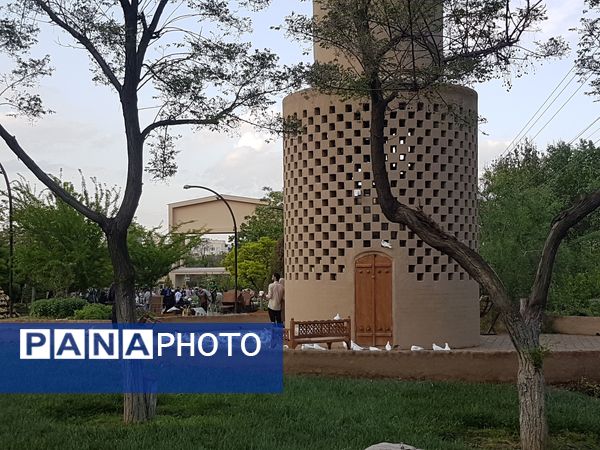 اردیبهشت زیبای باغ گیاهشناسی مشهد