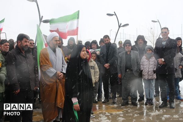 سرما جا ماند، وقتی ایمان جوشید