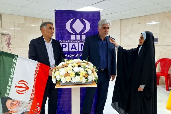 فرهنگیان همگام با مردم، پشتیبان مدافعان امنیت کشور هستند