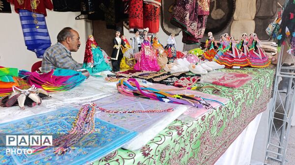 اولین جشنواره گردشگری خوراک و صنایع‌دستی در شهرکرد
