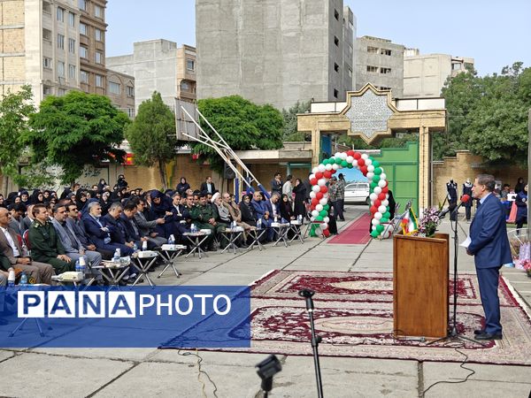 زنگ «سپاس معلم» در کرمانشاه 