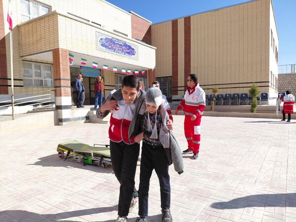 برنامه نمادین مانور زلزله در شهرستان بروجن
