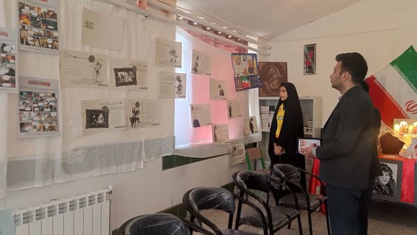 نمایشگاه ایرانمون در مدرسه خدیجه کبری شهرستان کیار
