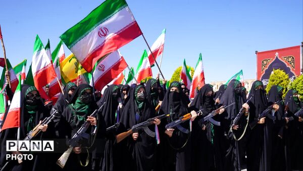 اجتماع بزرگ" دختراتو ببین" هم آوایی بانوان نصف جهان 