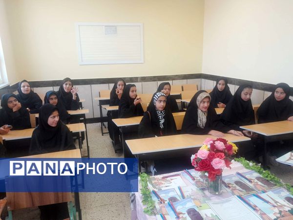 جشن جوانه ها در دبیرستان مادر مهربان خلیل آباد