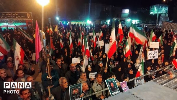 نورآباد میزبان هفتاد و چهارمین موج تجمعات بیعت با رهبری 