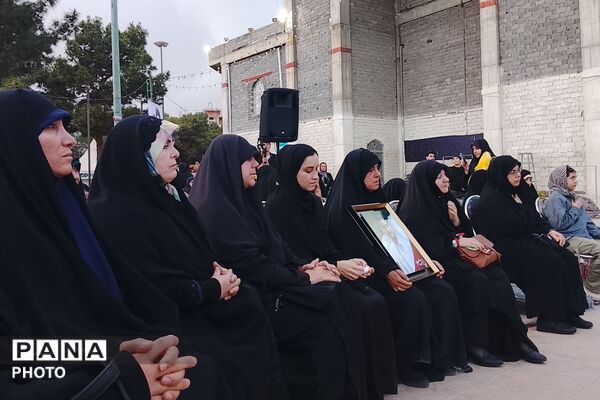 آیین گرامیداشت «با این ستاره‌ها» در اسلامشهر