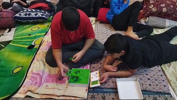  تفریح و مطالعه در دل اعتکاف