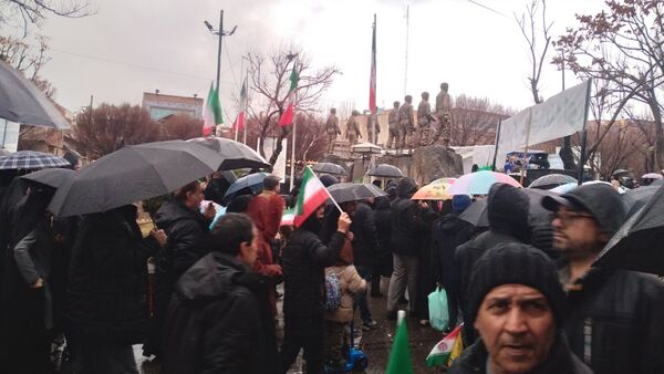 جلوه‌های دانش‌آموزی راهپیمایی ۲۲بهمن در تبریز