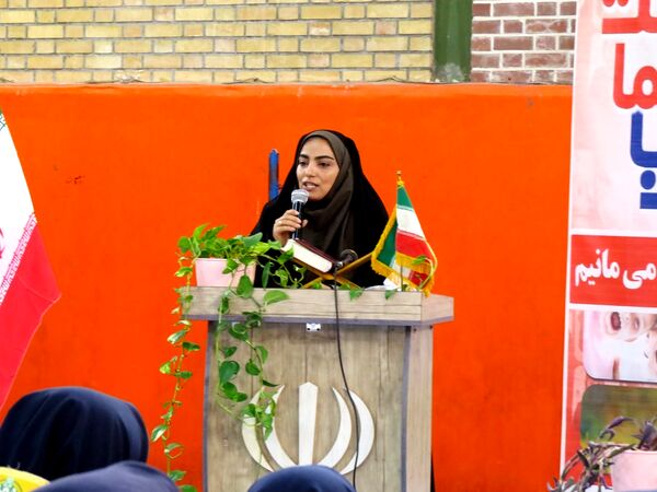 همایش پیشگیری از آسیب‌های چهارشنبه سوری در دبیرستان نرجس بجنورد