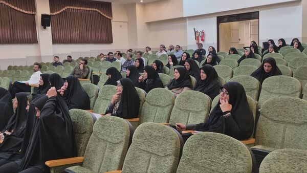 جلسه مدیران مدارس قطب شمال استان اصفهان