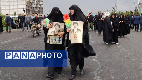 مراسم بزرگداشت شهدای خدمت با حضور نوجوانان انقلابی