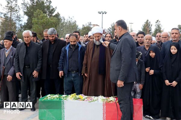 قرچک میزبانِ پیکر خادمِ شهید 