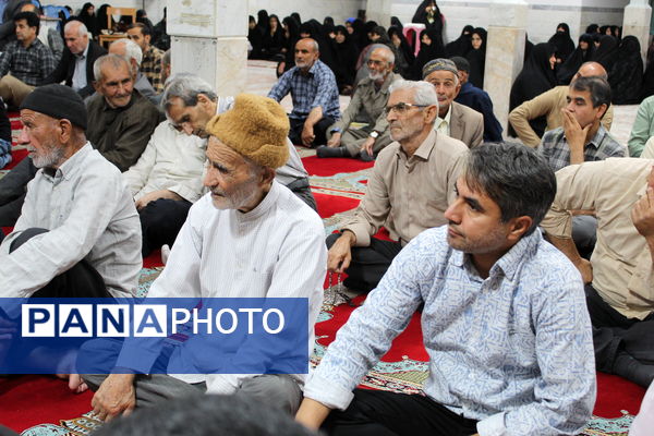 برگزاری مراسم گرامیداشت سالگرد ارتحال امام خمینی (ره) در شهر درق