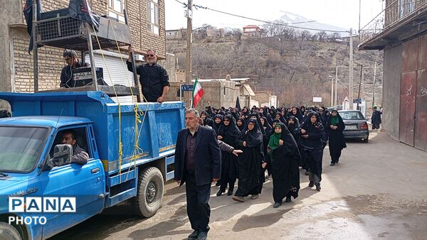 حضورخودجوش مردم سادات شهر بار به مناسبت شهادت حضرت آیت الله خامنه ای 