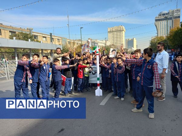 مراسم یوم الله ۱۳ آبان در مشهد