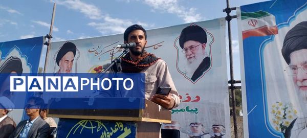 نمایش اقتدار و رزمایش بسیجیان شهرستا‌‌ن قلعه‌گنج