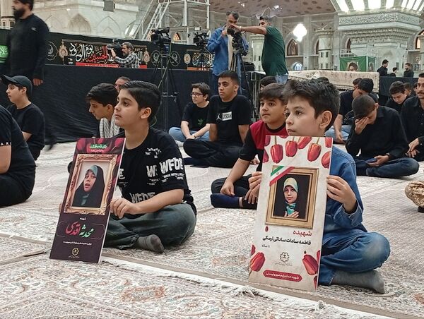 برگزاری سوگواره «احلی من العسل» در حرم امام خمینی (ره) 