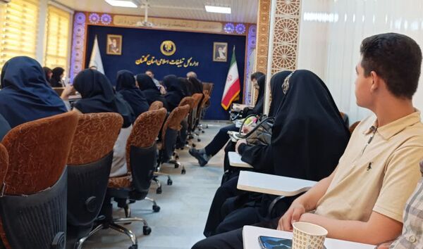 نشست خبری منصور امینی مسئول سازمان سراج کشور با جمعی از خبرنگاران